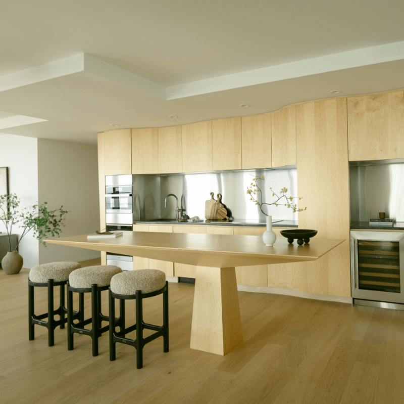 The Contemporary Kitchen of Refined Taste